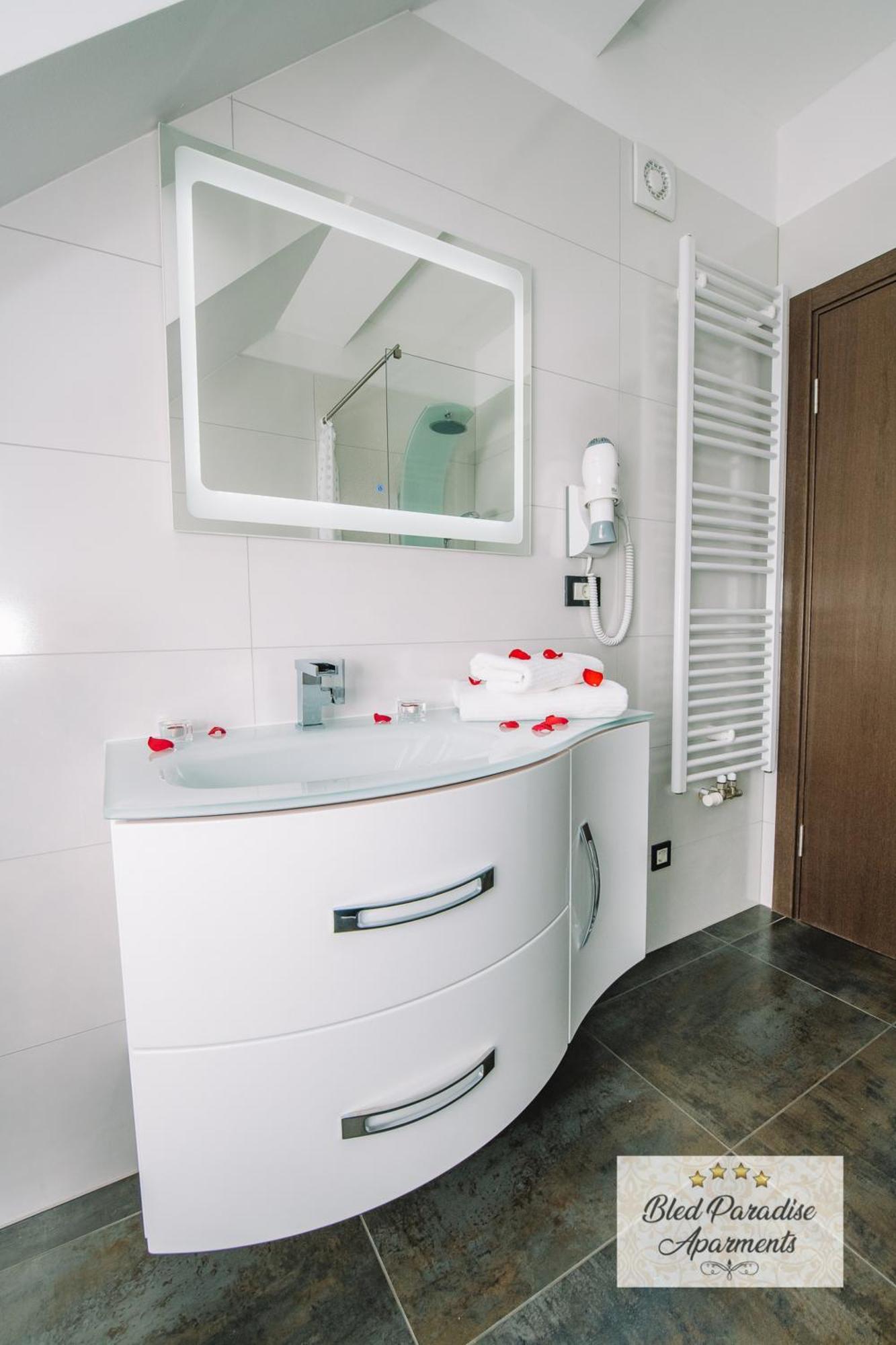 Bled Paradise Apartments Bilik gambar